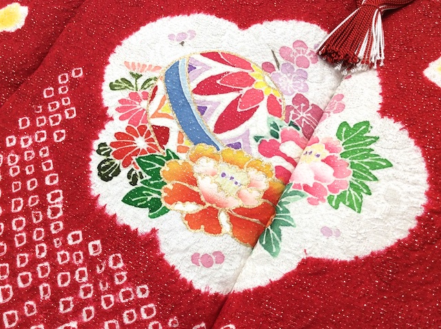 しゃれっこ】三歳正絹被布コート 七五三 お祝着 日本製 赤 ラメ 絞り