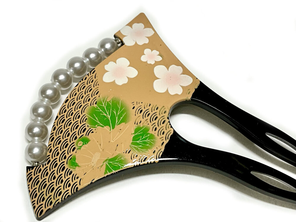 青海波や桜の柄