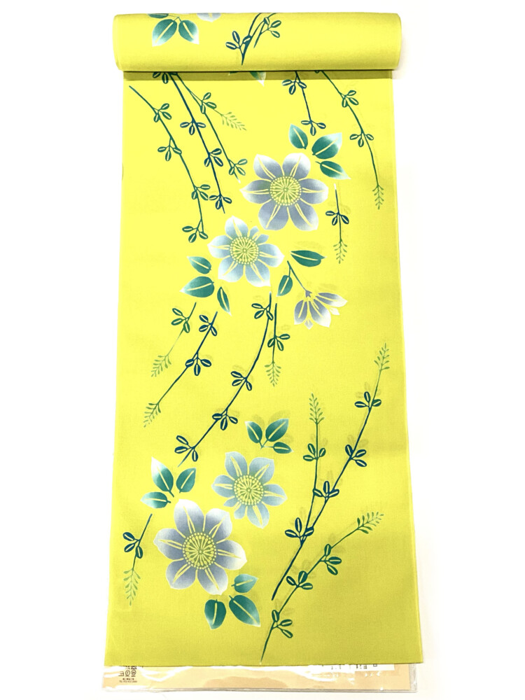 黄緑色の浴衣