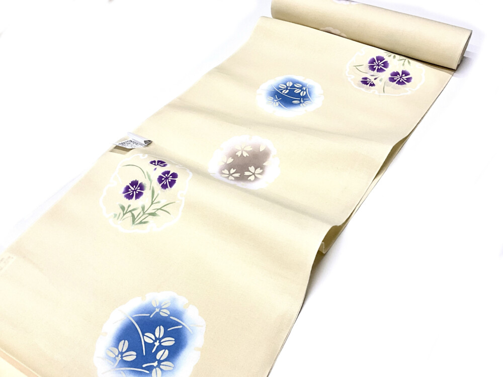 雪輪にナデシコ