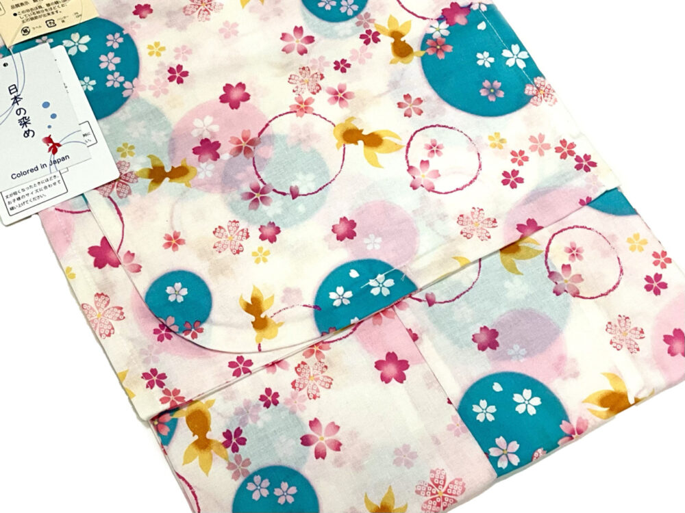 桜に金魚柄